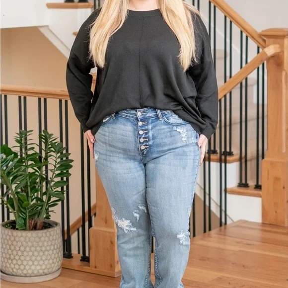 Judy Blue Women's Mid-Rise Button Fly Contrast Washed Boyfriend Jeans NWT 14W - Picture 6 of 16